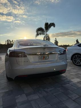 2018 Tesla Model S 75D