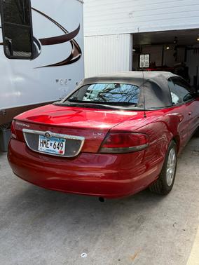 Red 2004 Chrysler Sebring LXi