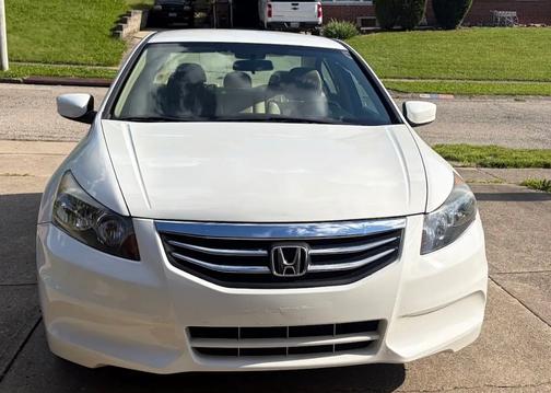 White 2012 Honda Accord SE