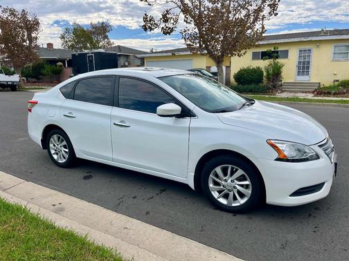 White 2015 Nissan Sentra SV