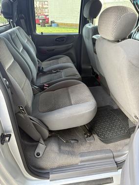 Silver 2002 Ford F-150 XLT SuperCrew