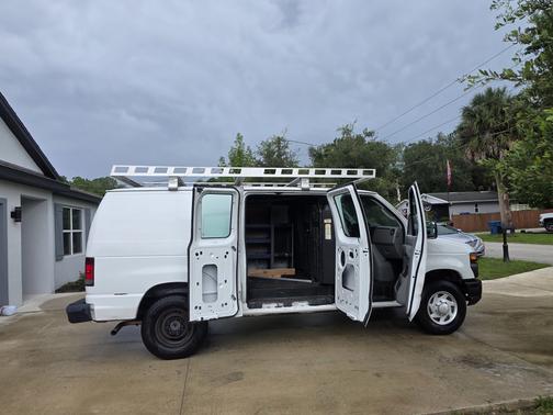 White 2013 Ford E250 Cargo