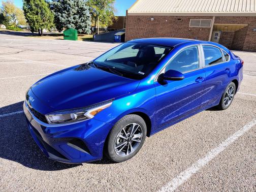 Blue 2023 Kia Forte LXS
