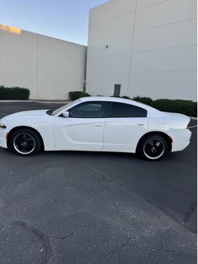 2015 Dodge Charger SE