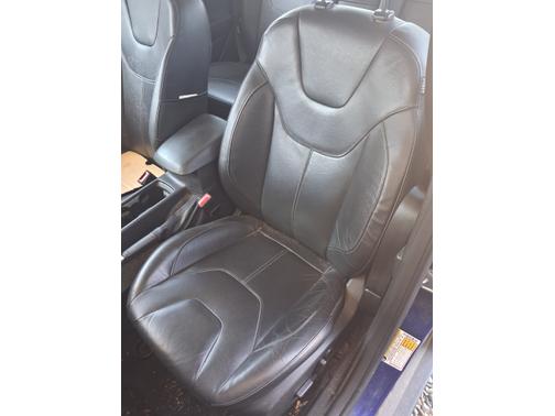 Blue 2015 Ford Focus SE