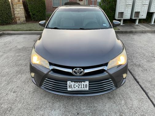 2016 Toyota Camry XLE