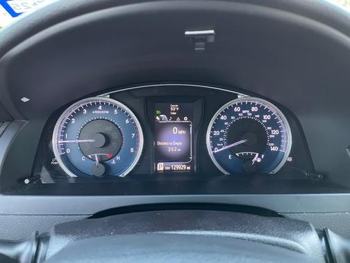 2016 Toyota Camry XLE