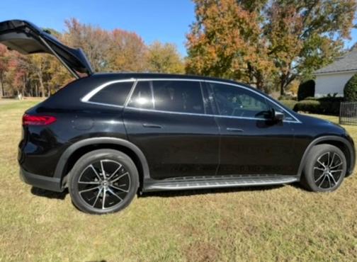 Black 2023 Mercedes-Benz EQS 450+ Base