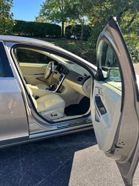 Gold 2016 Volvo S60 T5 Drive-E Premier