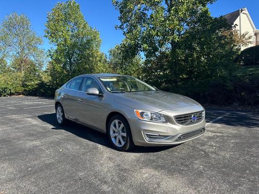 Gold 2016 Volvo S60 T5 Drive-E Premier