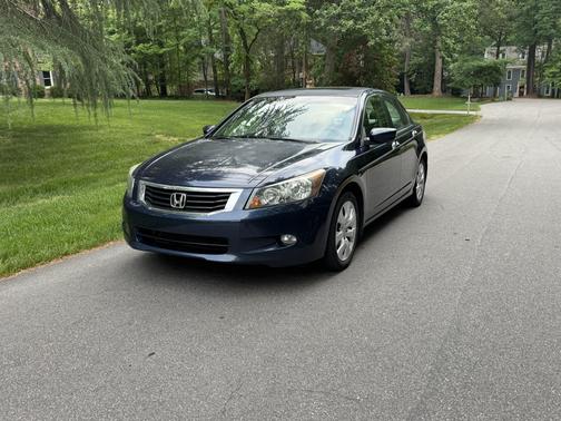 Blue 2010 Honda Accord EX-L