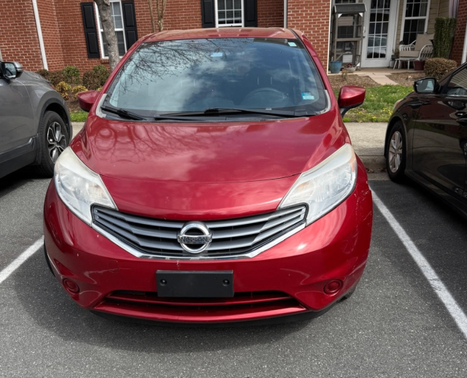 Red 2015 Nissan Versa Note S Plus