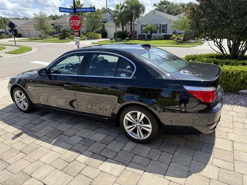 2009 BMW 528 xi