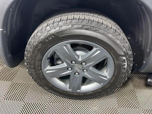 White 2023 Honda Ridgeline RTL-E