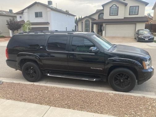 2011 Chevrolet Suburban 1500 LT