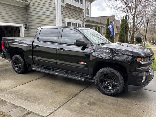 2017 Chevrolet Silverado 1500 2LZ