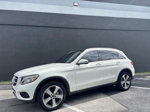 White 2019 Mercedes-Benz GLC 300 Base