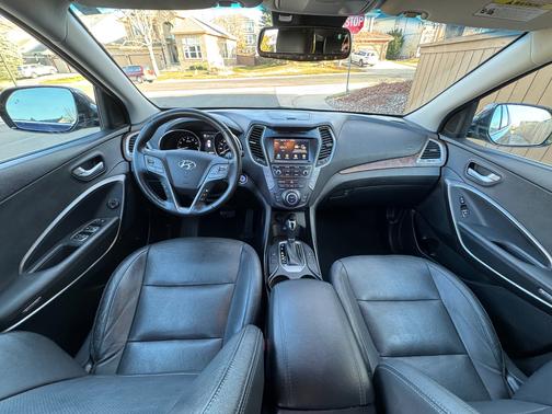 2017 Hyundai SANTA FE Limited