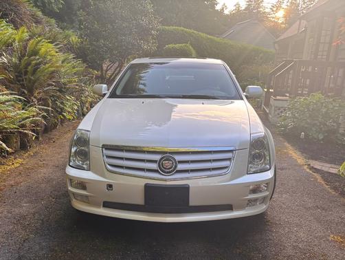 White 2006 Cadillac STS V8