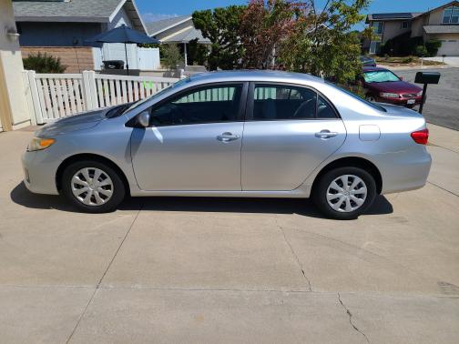 2011 Toyota Corolla LE
