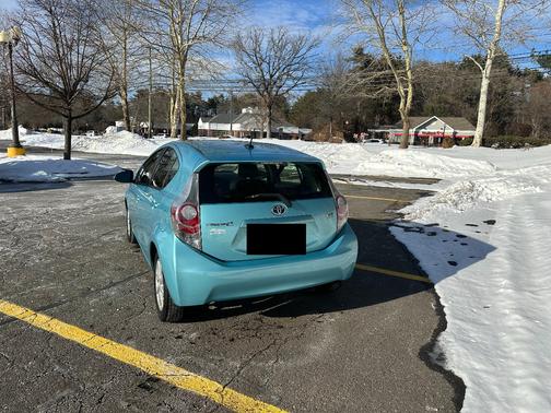 2013 Toyota Prius c Two