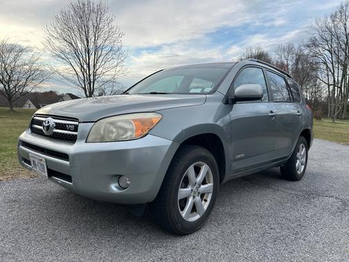Gray 2007 Toyota RAV4 Limited