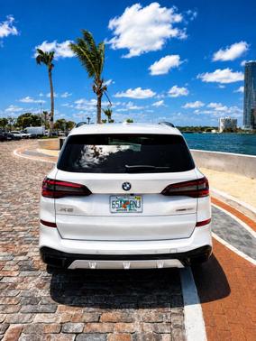 White 2023 BMW X5 sDrive40i