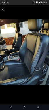 White 2017 Dodge Grand Caravan SXT