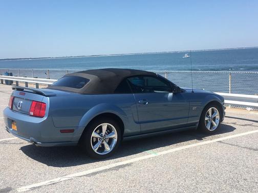 Blue 2006 Ford Mustang GT