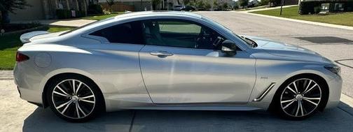 2017 INFINITI Q60 3.0T Premium