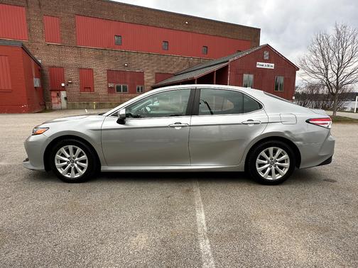 Silver 2019 Toyota Camry LE