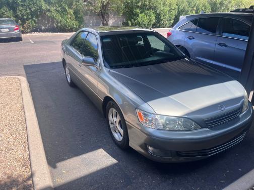 2001 Lexus ES 300 Base