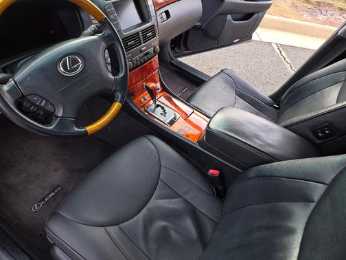 Black 2006 Lexus LS 430 Base