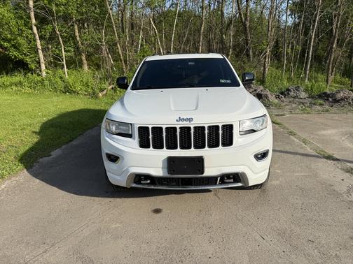 White 2014 Jeep Grand Cherokee Overland