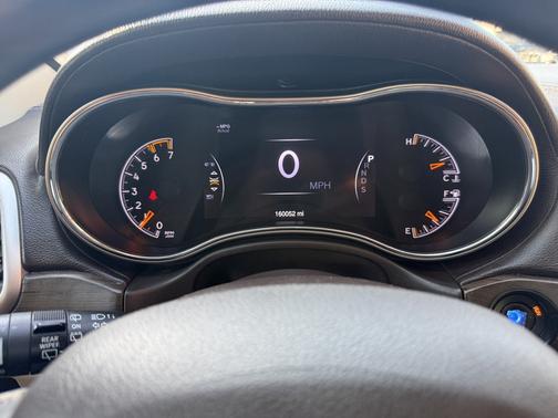 White 2014 Jeep Grand Cherokee Overland