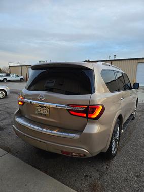 2021 INFINITI QX80 SENSORY