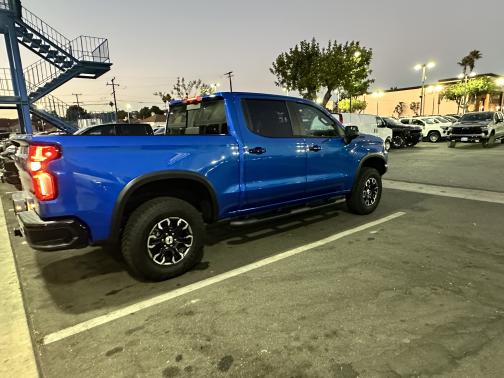 2024 Chevrolet Silverado 1500 ZR2