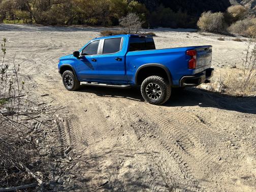2024 Chevrolet Silverado 1500 ZR2