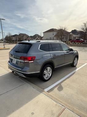2019 Volkswagen Atlas 3.6L SEL Premium