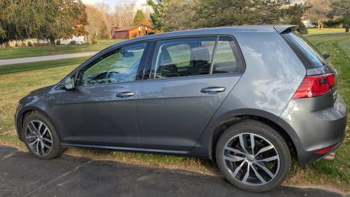 2016 Volkswagen Golf TSI S 4-Door