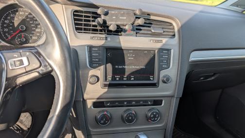 2016 Volkswagen Golf TSI S 4-Door