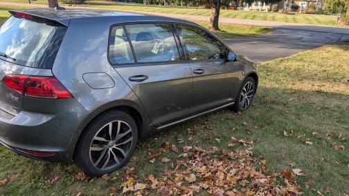 2016 Volkswagen Golf TSI S 4-Door