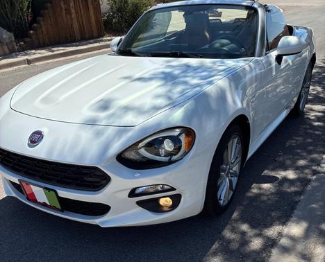 White 2017 FIAT 124 Spider Lusso