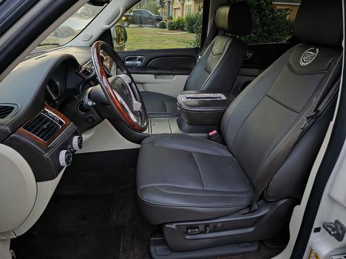 2012 Cadillac Escalade Hybrid Platinum Edition