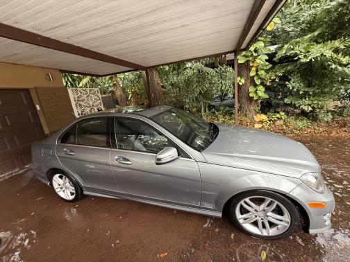 2013 Mercedes-Benz C-Class C 300 4MATIC Luxury