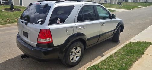 2004 Kia Sorento EX