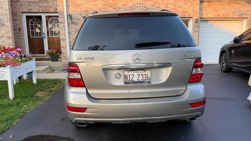 Beige 2009 Mercedes-Benz M-Class ML 350 4MATIC