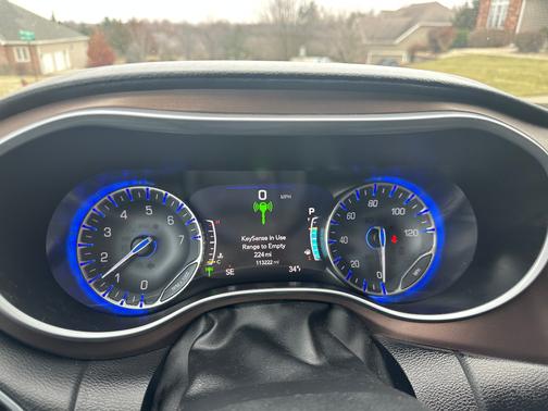 2017 Chrysler Pacifica Touring-L Plus
