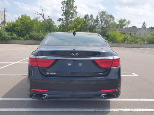 2016 Kia K900 Luxury 5.0L
