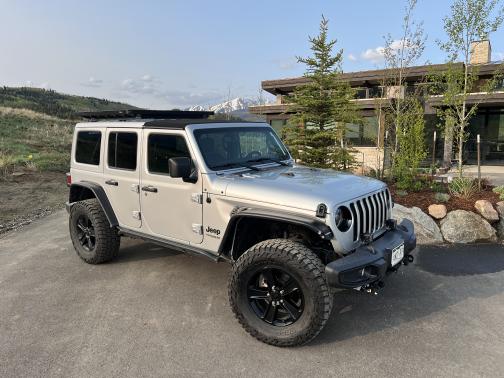 2022 Jeep Wrangler Unlimited Sahara Altitude